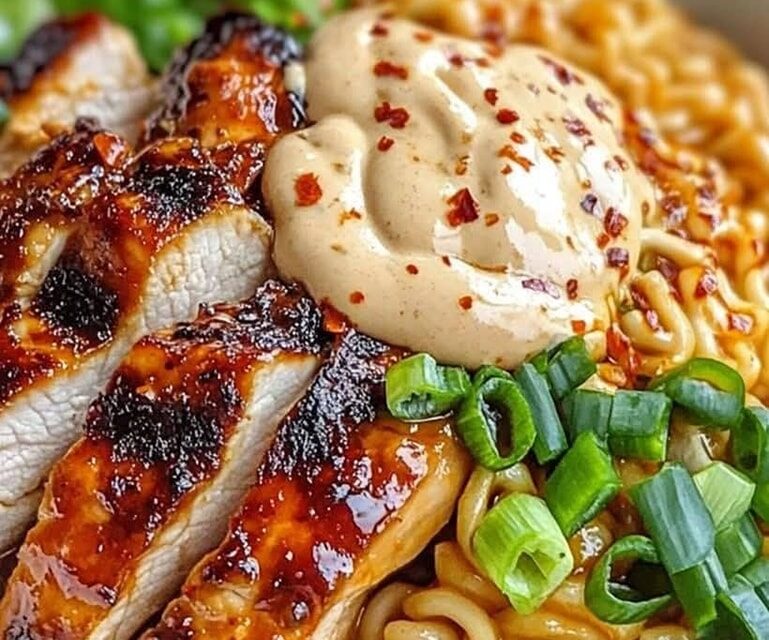 Spicy Chicken Ramen with Creamy Garlic Sauce